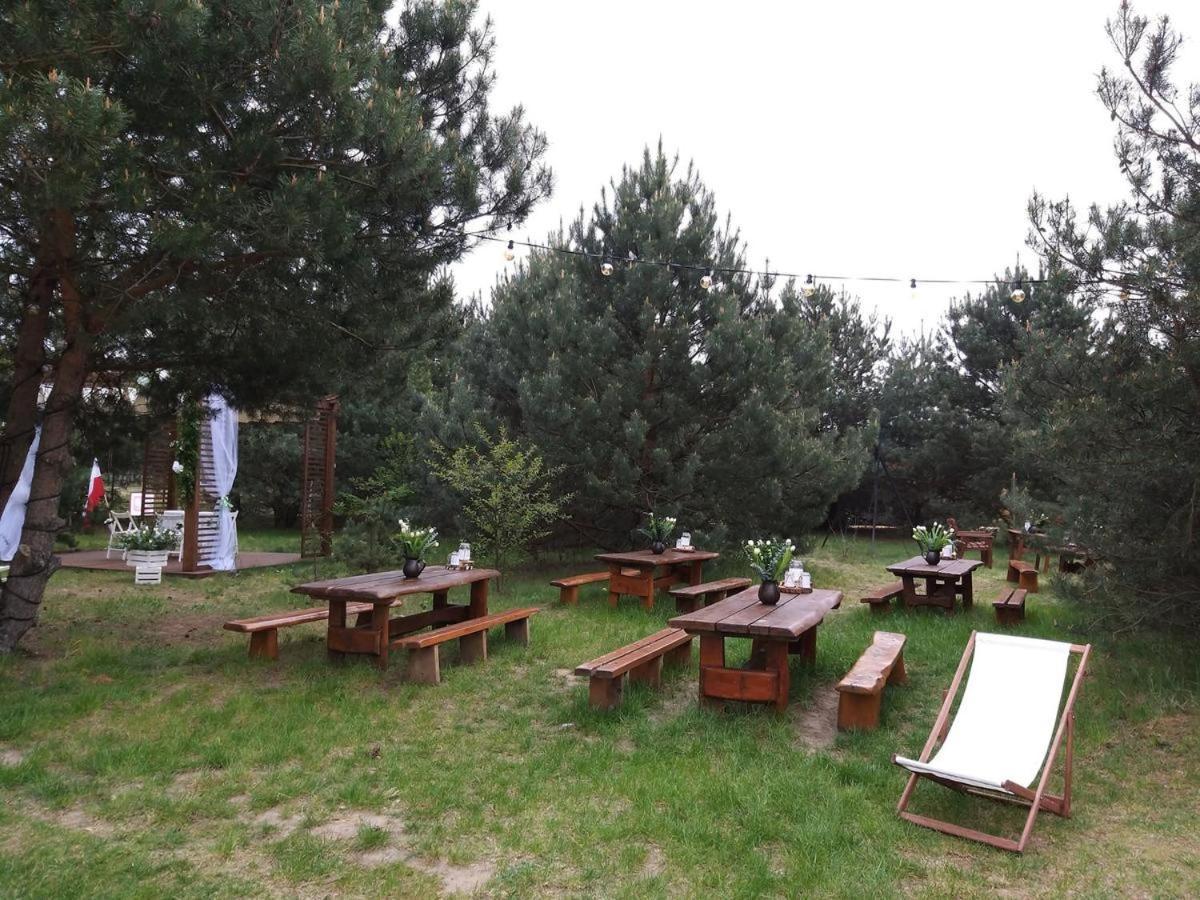 Miodowy Zakatek Caloroczne Domki I Pokoje Przy Suntago, Deepspot, Pyszne Sniadania, Grill, Ognisko Mszczonów 외부 사진