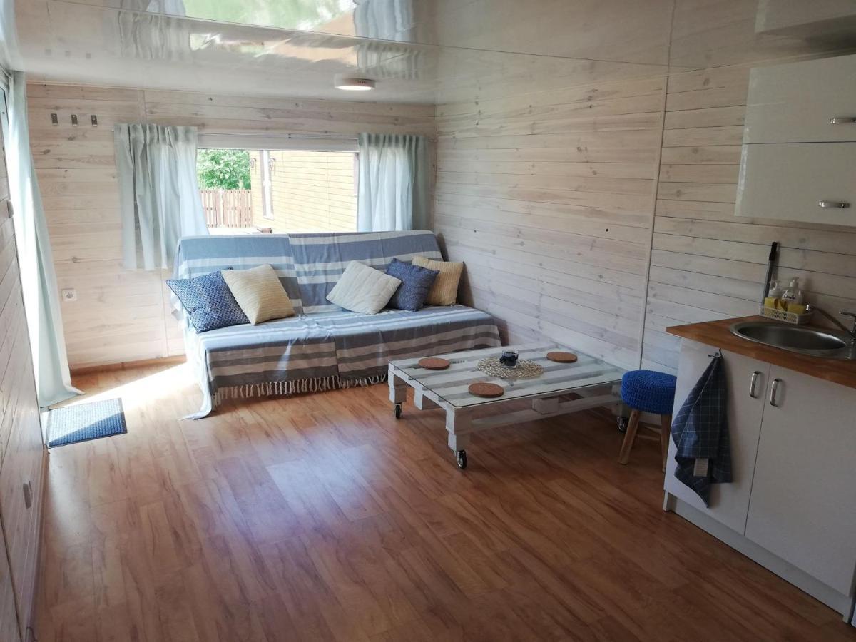 Miodowy Zakatek Caloroczne Domki I Pokoje Przy Suntago, Deepspot, Pyszne Sniadania, Grill, Ognisko Mszczonów 외부 사진