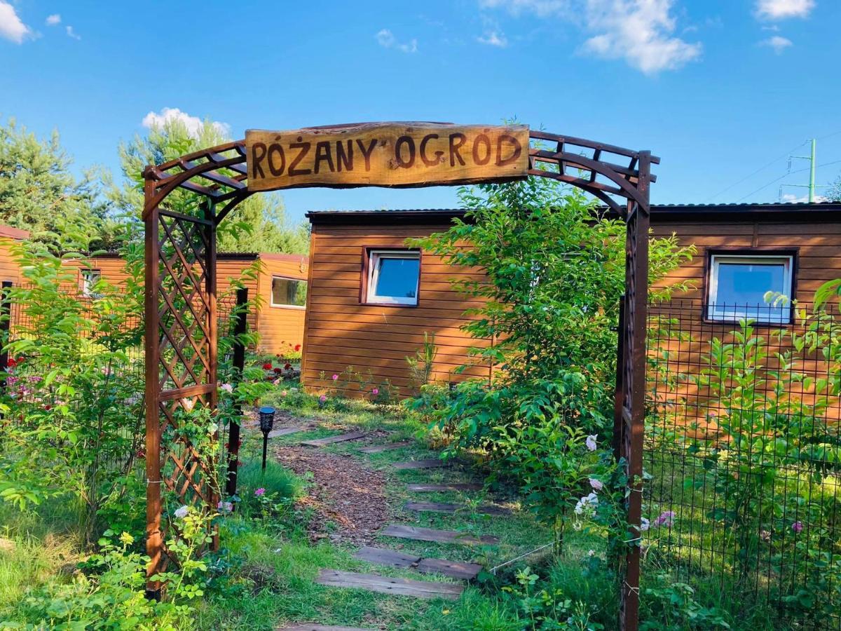 Miodowy Zakatek Caloroczne Domki I Pokoje Przy Suntago, Deepspot, Pyszne Sniadania, Grill, Ognisko Mszczonów 외부 사진