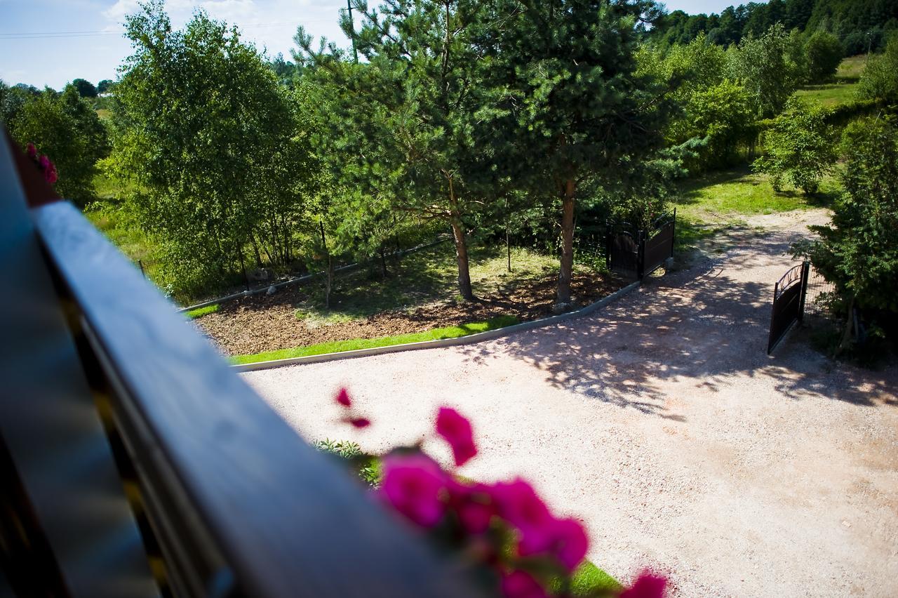 Miodowy Zakatek Caloroczne Domki I Pokoje Przy Suntago, Deepspot, Pyszne Sniadania, Grill, Ognisko Mszczonów 외부 사진